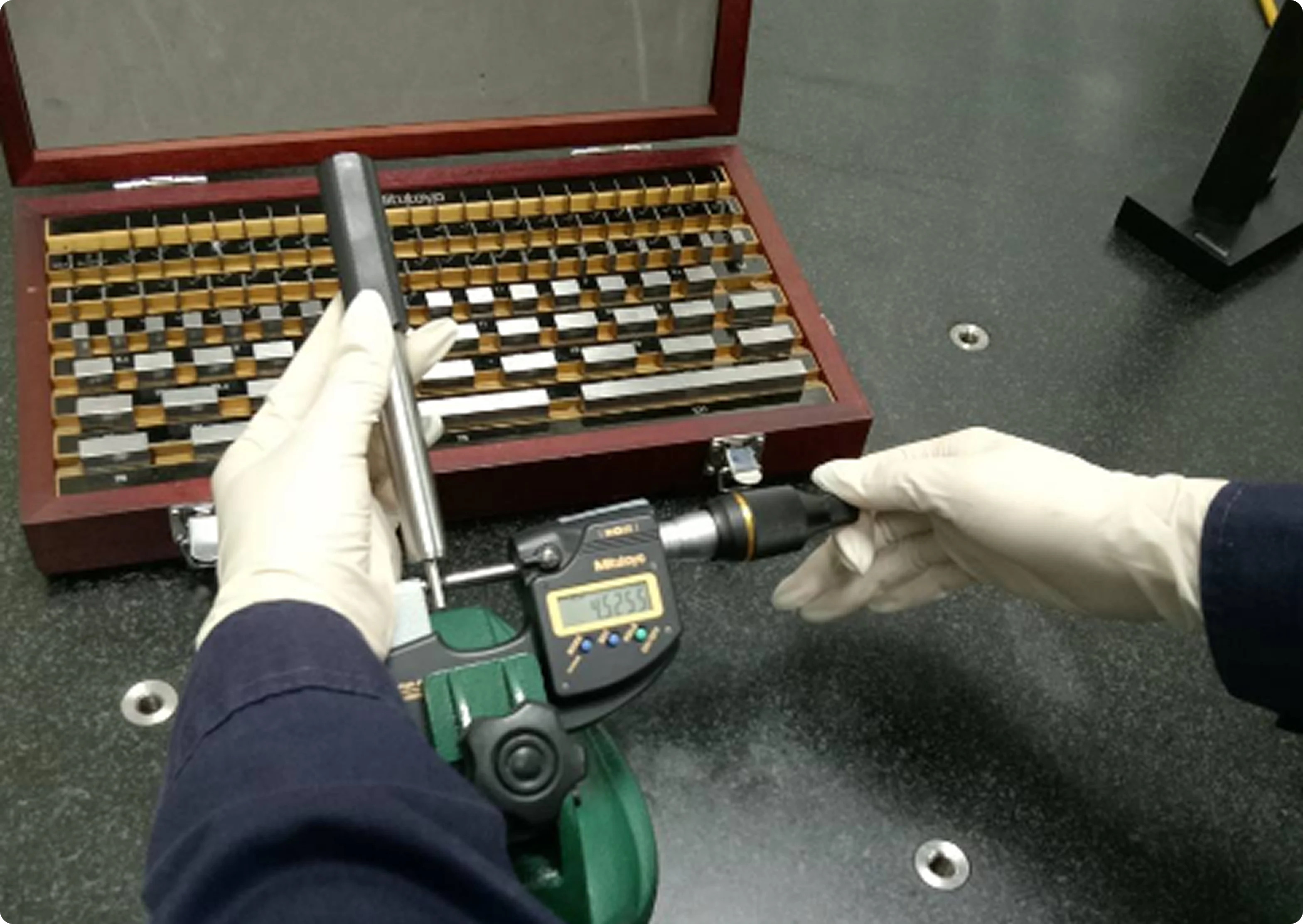 OBOM GAUGE TECHNOLOGY